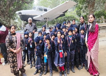 Genius International School